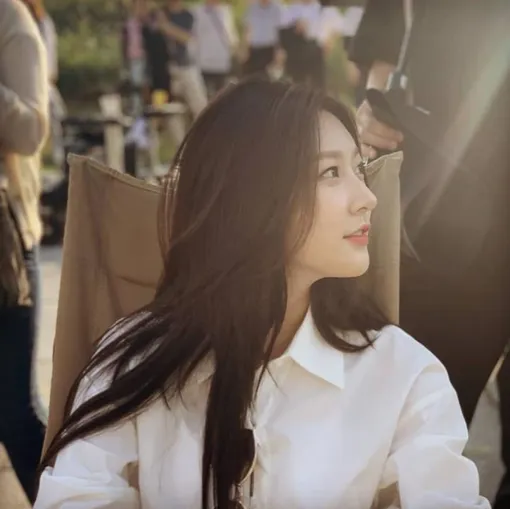 Некоторые утверждают, что Ким Сэ-рон была одержима демонами Некоторые утверждают, что Ким Сэ-рон была одержима демонами