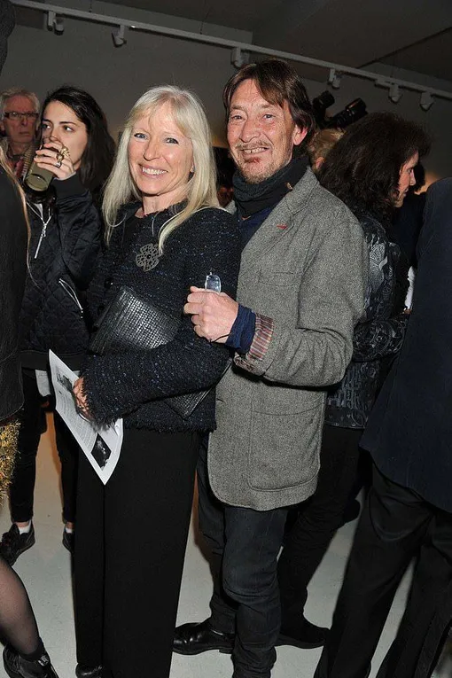 Британский певец Крис Ри с женой Джоан