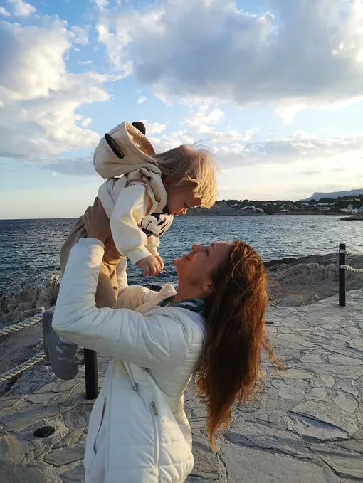 Маргарита Дробязко с дочерью Николиной Маргарита Дробязко с дочерью Николиной