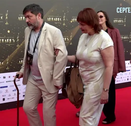 Сергей Белоголовцев с новой возлюбленной Еленой Сергей Белоголовцев с новой возлюбленной Еленой