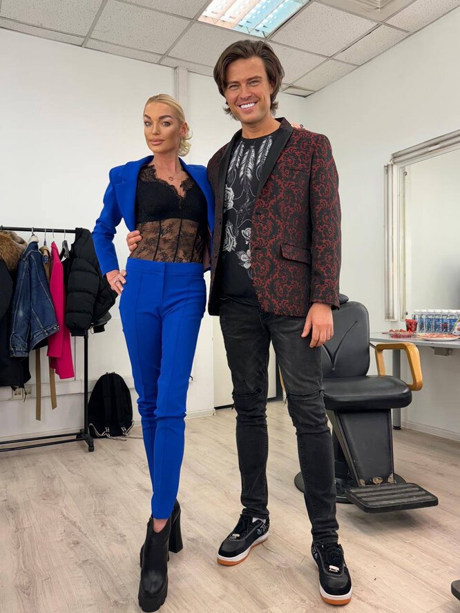 Корольдік конфет Гей Воронеж галереялары