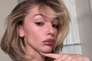 «Меня приглашают»: Настя Ивлеева отказывается после «голой вечеринки» выходить в свет