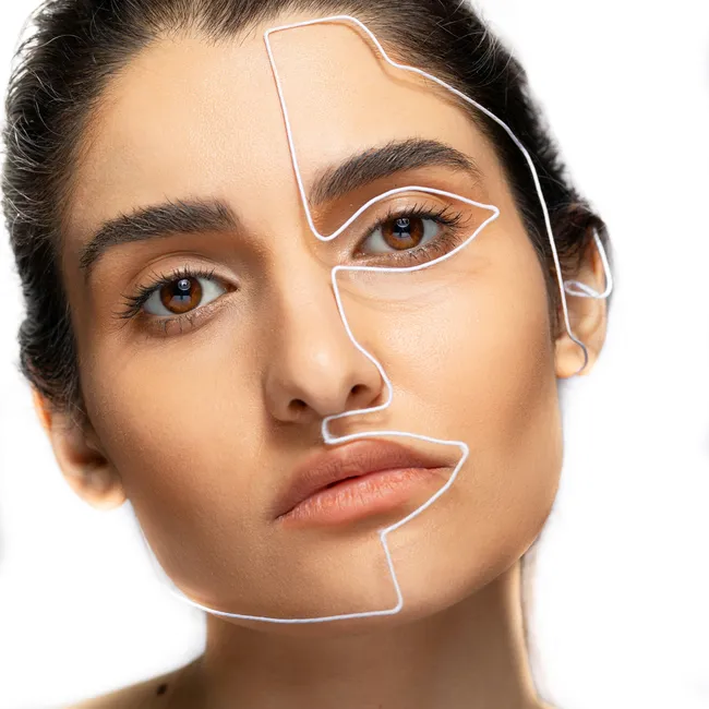 SMAS-лифтинг VS подтяжка нитями: как выбрать между пластикой и косметологией, если ты не врач