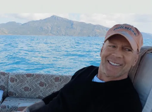 Брюс Уиллис страдает от неизлечимого заболевания