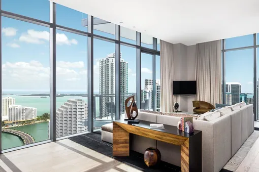 Отель EAST, Miami на побережье Майами предлагает 352 номера для гостей Отель EAST, Miami на побережье Майами предлагает 352 номера для гостей