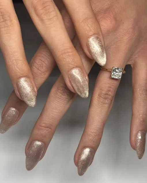 пляжный летний маникюр 2025 пляжный летний маникюр 2025