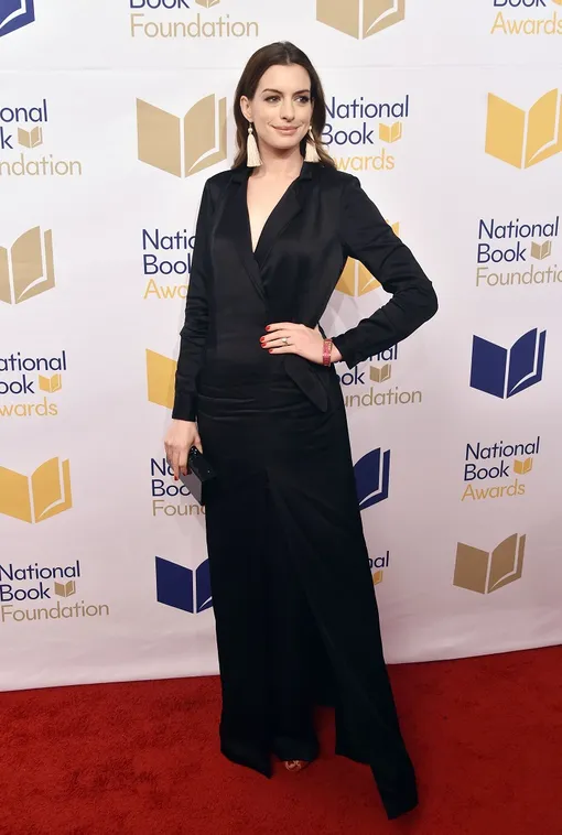 Энн Хэтэуэй