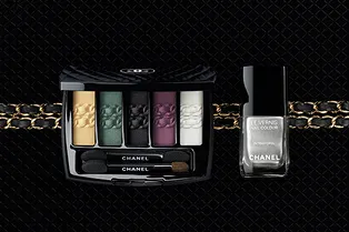 Chanel посвятили коллекцию макияжа сумочке 2.55 Chanel посвятили коллекцию макияжа сумочке 2.55