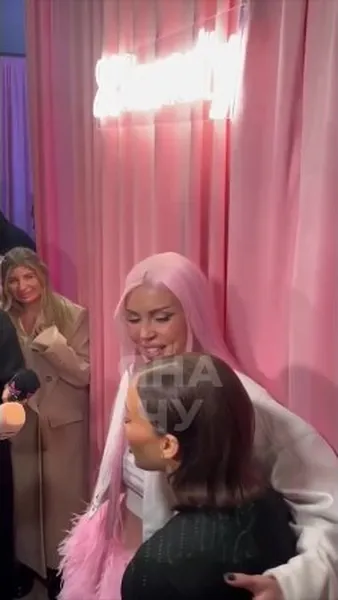 Нажми и смотри Нажми и смотри