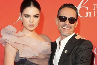 Бывший муж Дженнифер Лопес и его молодая жена в воздушном платье появились на фестивале в Нью-Йорке Бывший муж Дженнифер Лопес и его молодая жена в воздушном платье появились на фестивале в Нью-Йорке