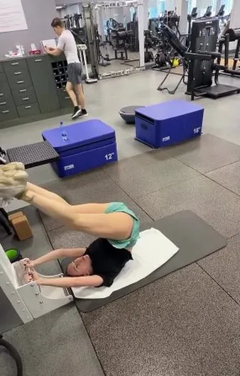 Нажми и смотри