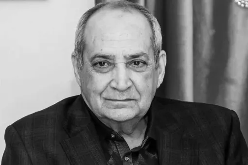 Умер в реанимации актер сериалов «Магомаев» и «Дронго» Расим Балаев Умер в реанимации актер сериалов «Магомаев» и «Дронго» Расим Балаев