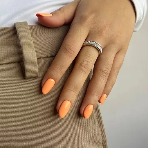 оранжевый весенний маникюр 2025 оранжевый весенний маникюр 2025