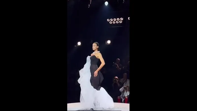 Нажми и смотри