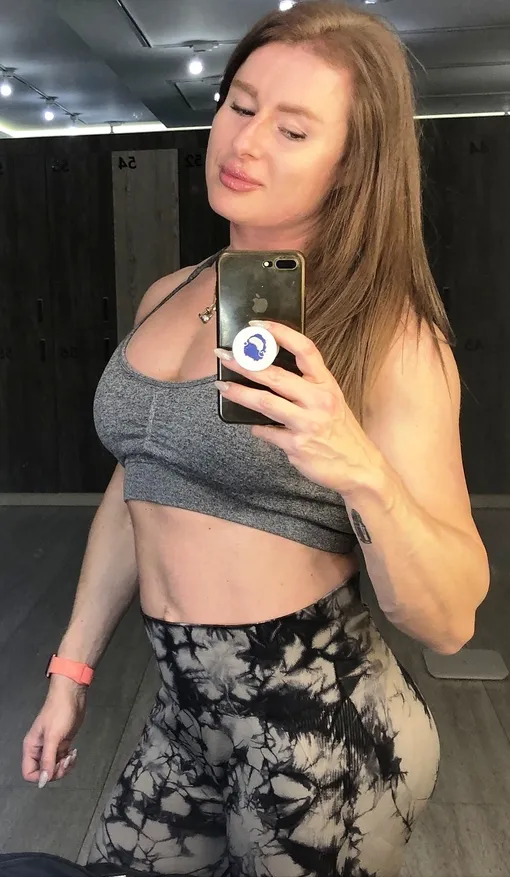 Анна Шукшина увлеклась спортом Анна Шукшина увлеклась спортом