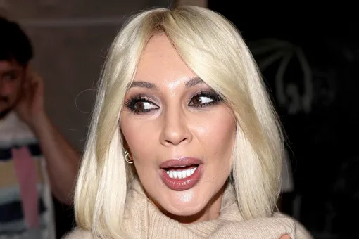 «Я бешеная. Меня довели»: Лера Кудрявцева разозлилась на работников маркетплейса, испортивших ей новогодний праздник «Я бешеная. Меня довели»: Лера Кудрявцева разозлилась на работников маркетплейса, испортивших ей новогодний праздник