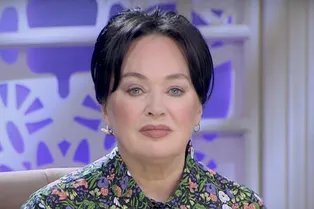 «Красоту ничем не испортишь»: Лариса Гузеева потроллила себя на неудачном фото «Красоту ничем не испортишь»: Лариса Гузеева потроллила себя на неудачном фото