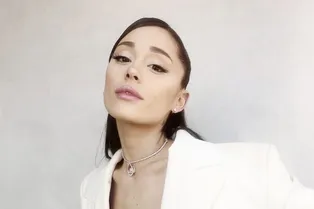 «Я использовала тонну филлеров и ботокса»: Ариана Гранде призналась, что делала уколы красоты «Я использовала тонну филлеров и ботокса»: Ариана Гранде призналась, что делала уколы красоты