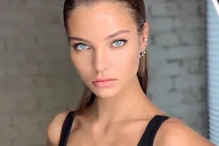 «Ножки тоненькие»: похудевшая Алеся Кафельникова обеспокоила поклонников «Ножки тоненькие»: похудевшая Алеся Кафельникова обеспокоила поклонников