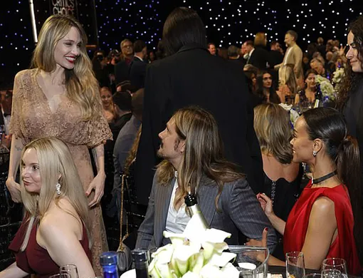 Анджелина Джоли и Зои Солдана