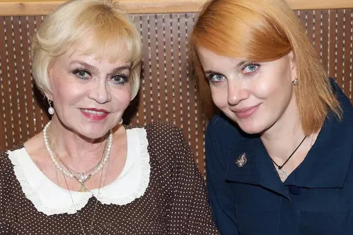 «Я нашла маму мертвой»: дочь Ирины Шевчук призналась, что смерть актрисы оказалась для нее неожиданной «Я нашла маму мертвой»: дочь Ирины Шевчук призналась, что смерть актрисы оказалась для нее неожиданной