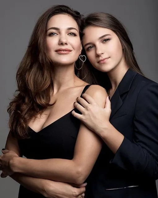 Екатерина Климова с дочерью Елизаветой Хорошиловой