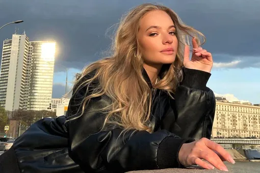 «Я передумала сводить»: Лиза Пескова показала тату, которое прятала от отца «Я передумала сводить»: Лиза Пескова показала тату, которое прятала от отца