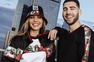 Получила кольцо с бриллиантом: ведущая «Матч ТВ» Яна Ромашкина выходит замуж за футболиста Наира Тикнизяна Получила кольцо с бриллиантом: ведущая «Матч ТВ» Яна Ромашкина выходит замуж за футболиста Наира Тикнизяна