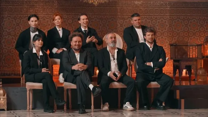 Нажми и смотри