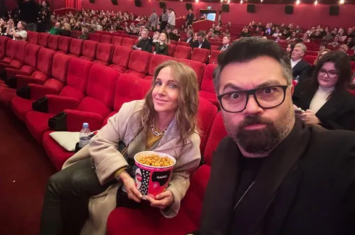 Юлия Ковальчук и ее муж Алексей Чумаков оценили фильм «Роднина»
