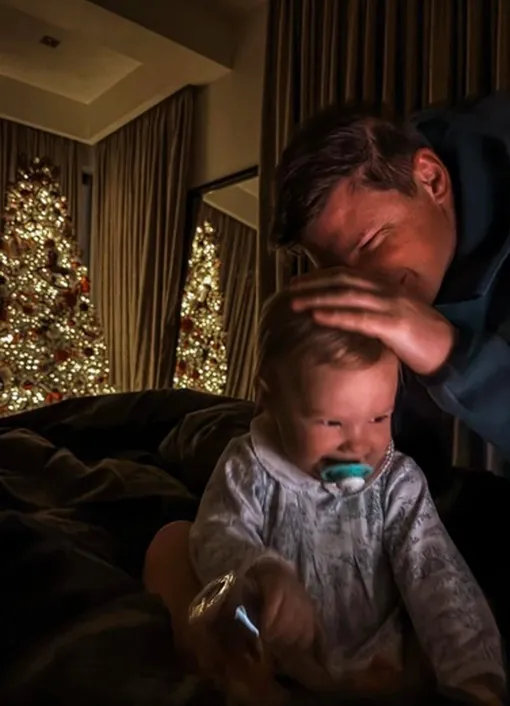 Андрей Аршавин с годовалой Евой