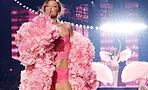 Натуральность в тренде: как повторить трендовый маникюр ангелов Victoria's Secret