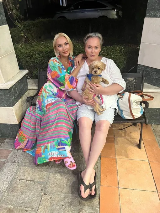 Лера Кудрявцева и Лариса Гузеева в Болгарии Лера Кудрявцева и Лариса Гузеева в Болгарии