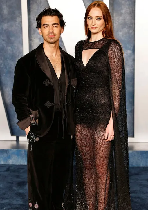 Джо Джонас и Софи Тернер развелись в прошлом году