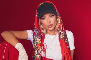 «Шок-новость! Я сделала пирсинг!»: певица Ханна присоединилась к звездному тренду, который начала Анастасия Решетова «Шок-новость! Я сделала пирсинг!»: певица Ханна присоединилась к звездному тренду, который начала Анастасия Решетова