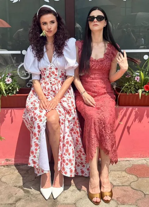 Милослава Карпович и Анастасия Сиваева Милослава Карпович и Анастасия Сиваева