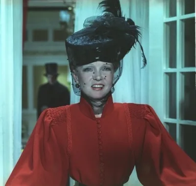 Людмила Гурченко сыграла более 90 ролей в кино