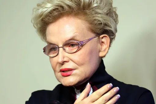 «Она в больнице, но жива!»: Елена Малышева рассказала о больной маме и покойном отце «Она в больнице, но жива!»: Елена Малышева рассказала о больной маме и покойном отце