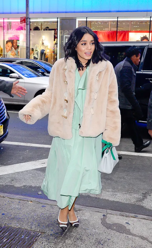 Самые модные платья на осень-2019: ассиметричное платье Самые модные платья на осень-2019: ассиметричное платье