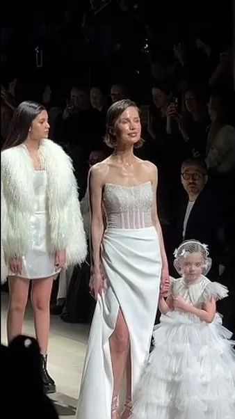 Нажми и смотри