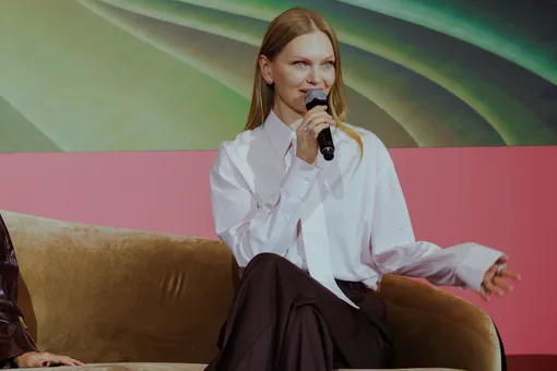 Модель Елена Кулецкая рассказала о волне хейта в соцсетях из-за интерьера собственного дома Модель Елена Кулецкая рассказала о волне хейта в соцсетях из-за интерьера собственного дома