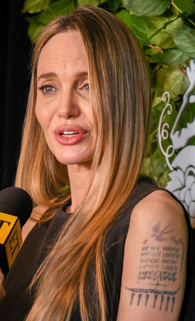 Pushti kichkina atirgullar Armanistonda arman ayollari bilan jinsiy aloqa