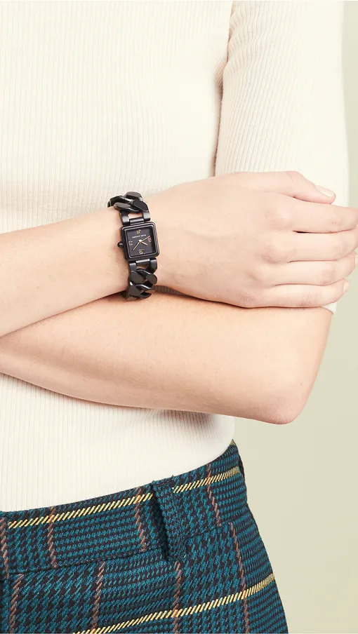 Marc Jacobs, 16 667 руб. (на сайте Shopbop) Marc Jacobs, 16 667 руб. (на сайте Shopbop)