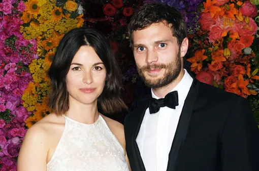 Джейми Дорнан с женой Амелией Уорнер Джейми Дорнан с женой Амелией Уорнер