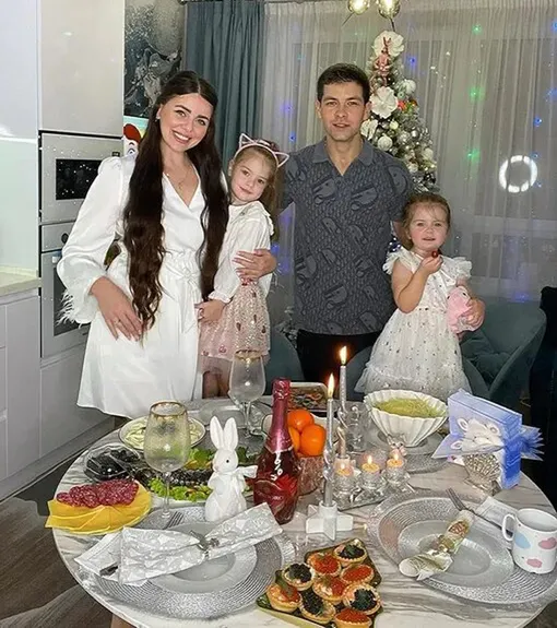Ольга Рапунцель и Дмитрий Дмитренко судятся за алименты Ольга Рапунцель и Дмитрий Дмитренко судятся за алименты