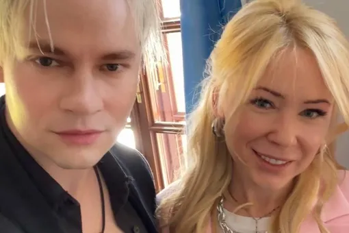 «Мы с Ярославом посетили загс»: Екатерина Мизулина и Shaman расписались в Донецке «Мы с Ярославом посетили загс»: Екатерина Мизулина и Shaman расписались в Донецке