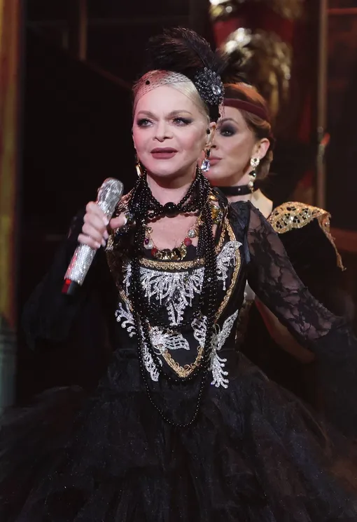 Сезон шоу «Три аккорда» с участием Ларисы Долиной перенесли на 2026 год