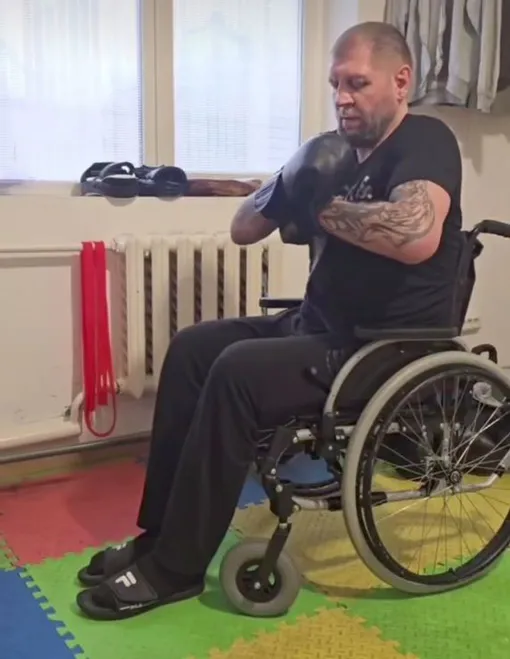 Александр Емельяненко перенес операцию на позвоночнике