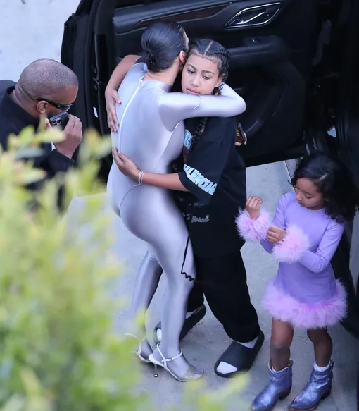 Бьянка Цензори с детьми Канье Уэста