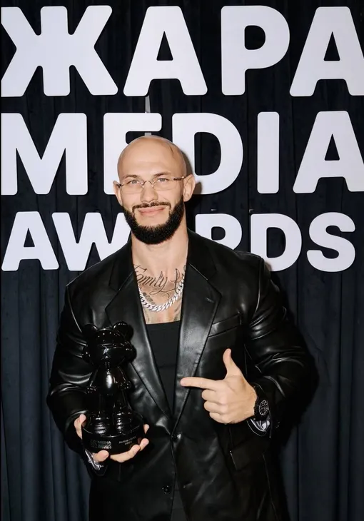 Джиган победил в номинации: Выбор VOICE Джиган победил в номинации: Выбор VOICE